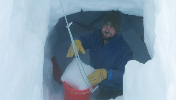 Saturday 9 December 2023