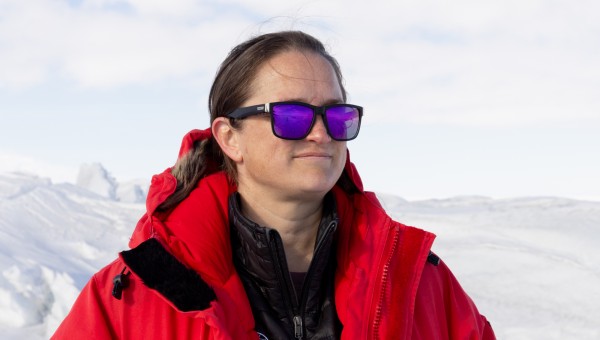 Mission for ancient climate clues beneath 500 m of Antarctic ice gets underway